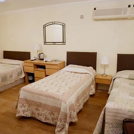 Gresham Hotel-2
