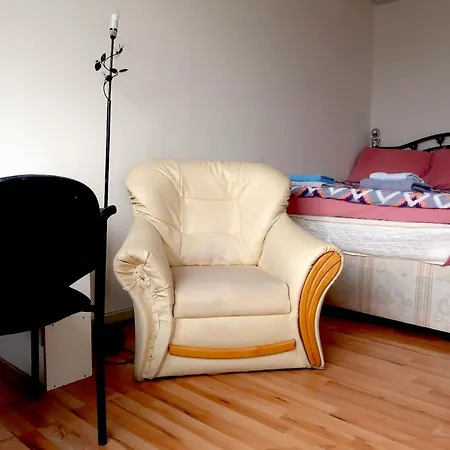 Private Rooms In Central London-2