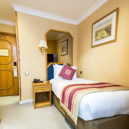 Best Western Burns Hotel Kensington-2