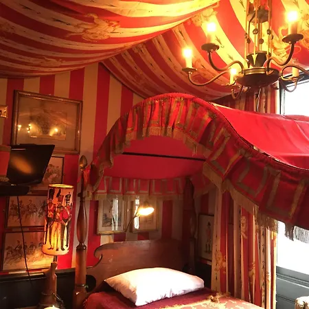 Pavilion Hotel-2