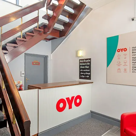 The Green Man Pub And Hotel By Oyo-3