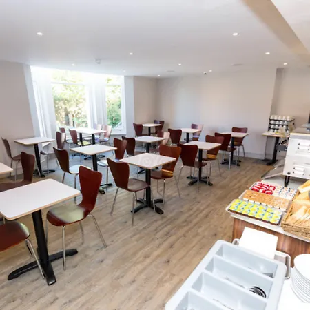 Mowbray Court Hotel-2