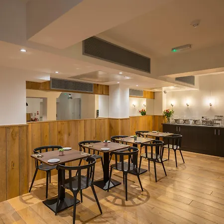 Pelican London Hotel And Residence-2