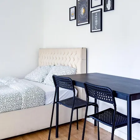 Central London Rooms Ec1V-3