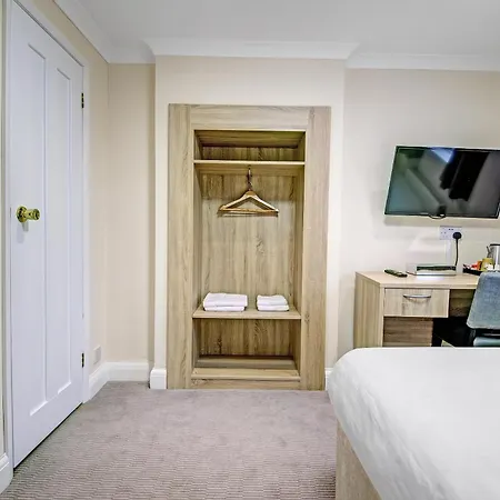 Oyo 24 Sussex, London Paddington-2
