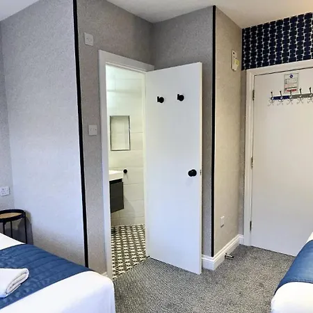 George Hotel-2