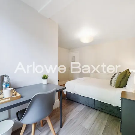 Hackney Guest Rooms-2