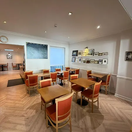 Americana Hotel-3