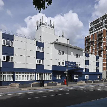Travelodge London Battersea Hotel-3