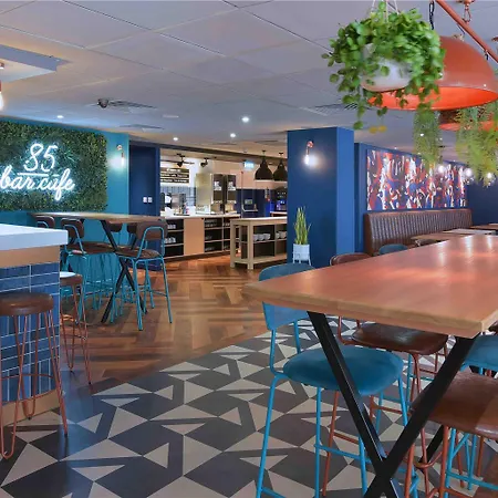 Travelodge London Farringdon Hotel-3