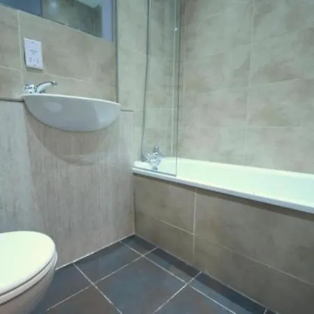 Eurostar Budget Rooms-2