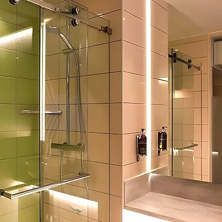 Hub By Premier Inn London Westminster - Westminster Abbey-3