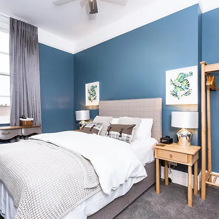 Summerfield Pub & Boutique Rooms-3