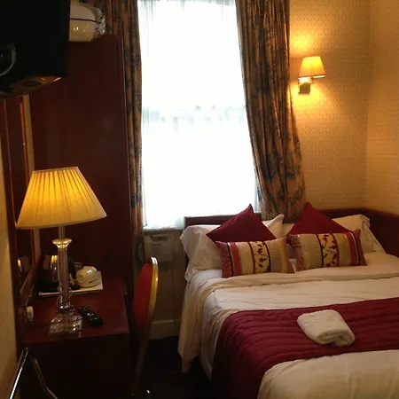 Avon Hotel-3