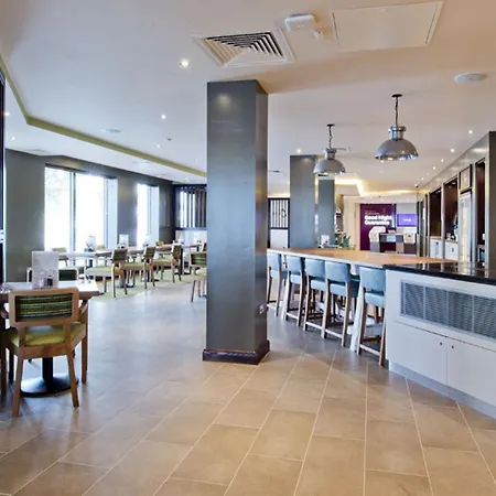 Premier Inn London Eltham-3