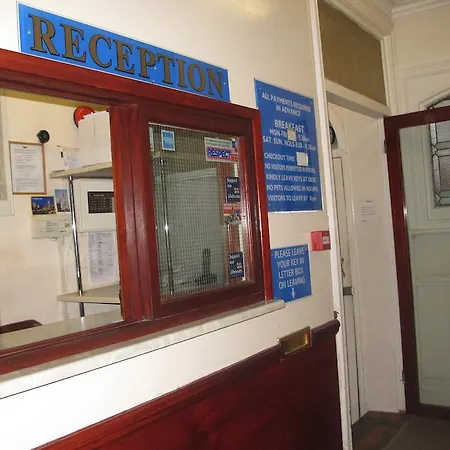 Chiswick Court Hotel - B&B-3