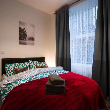 Victoria Lodgings London-3