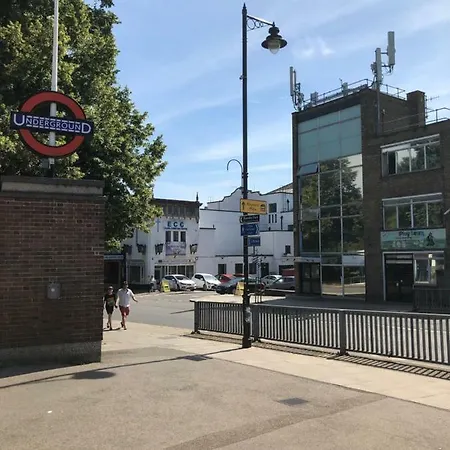 Best Western Northfields Ealing Hotel -Northfield Station Elizabeth Line-3