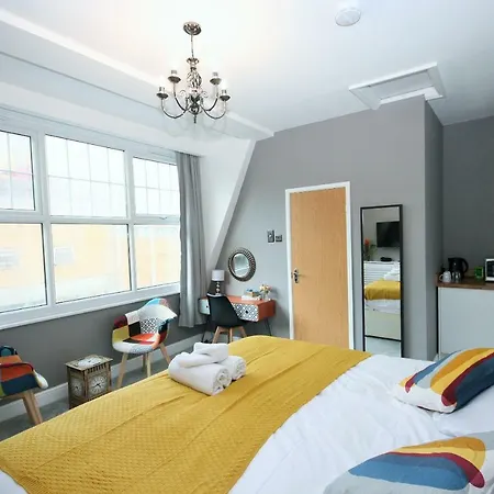 Brick Lane Guest House-3