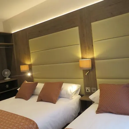 Glendale Hyde Park Hotel-2