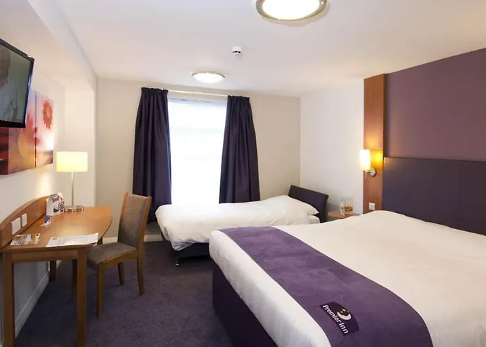 Cheap Hotels in LondonPremier Inn Kensington