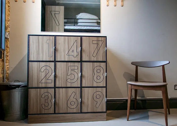 Cheap Hotels in LondonPublove @ The Exmouth Arms, Euston