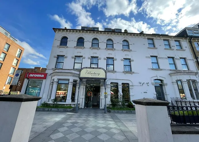 Cheap Hotels in LondonPembury At Finsbury Park