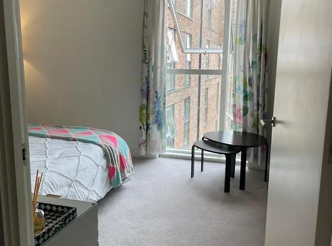 Echo Court Villa London