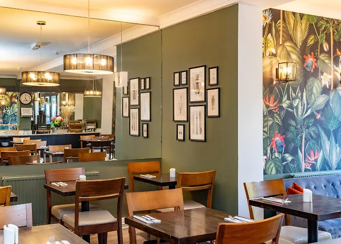 Croft Court Hotel London