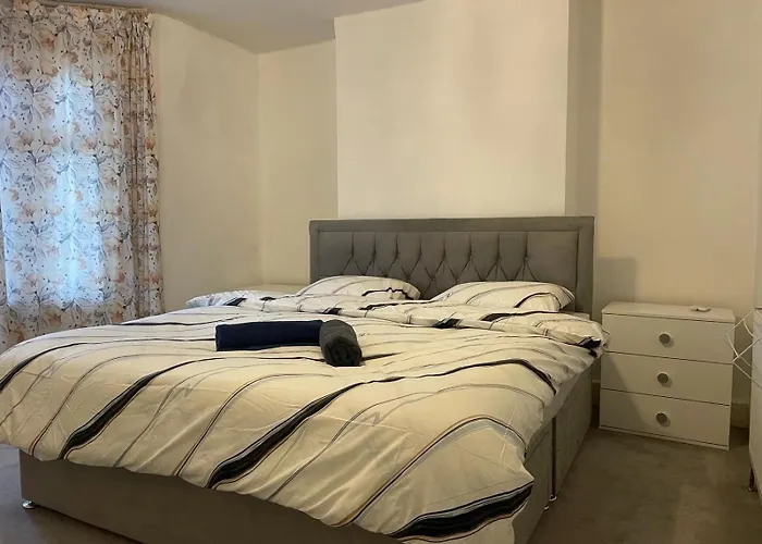 Rahal Compton Hotel London