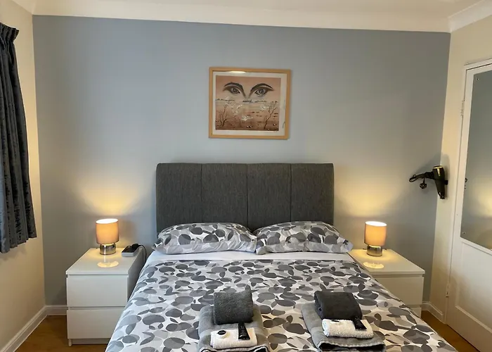 Kensal Lodge Guest House London