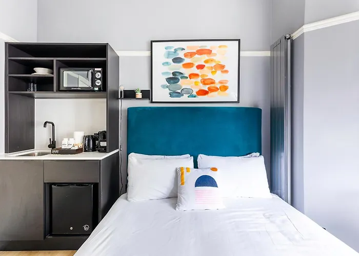 Kensington Rooms - Philbeach Gardens London