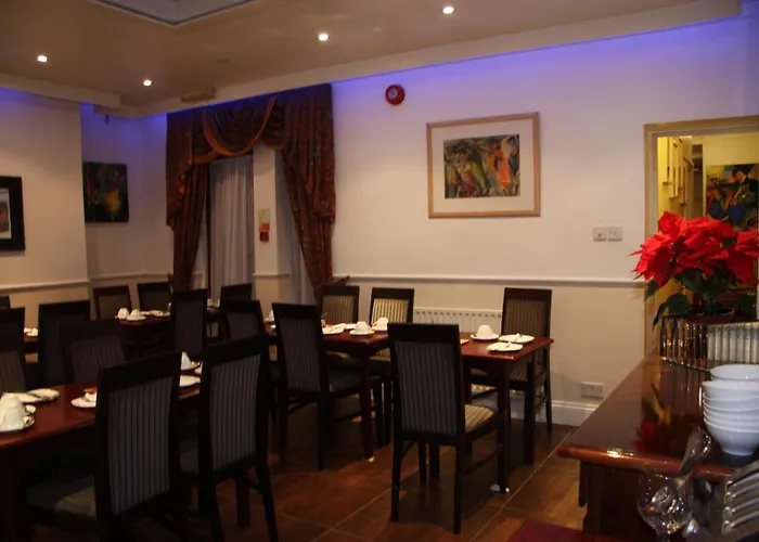 Admiral Hotel At Park Avenue London