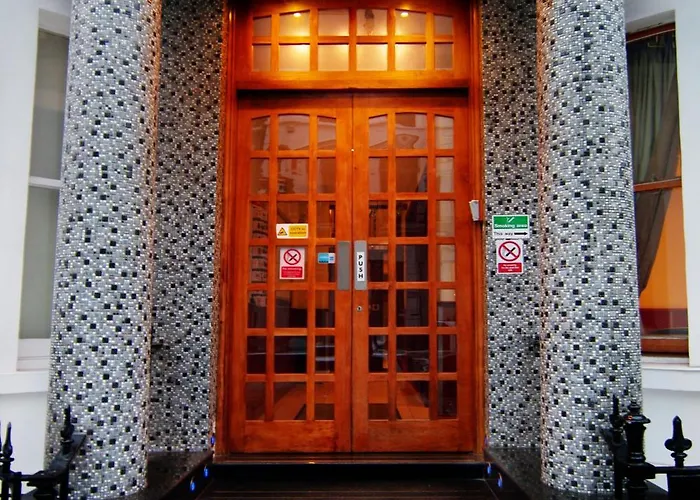 Cheap Hotels in LondonWestbury