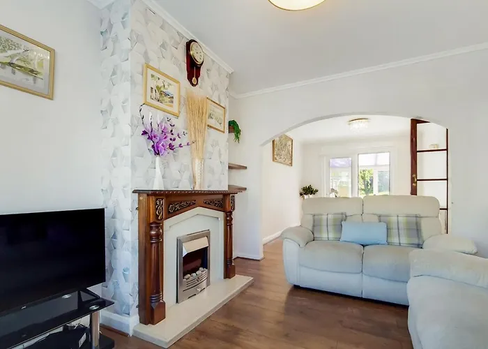 Eejs Charming London 6 Bedroom Home - With Large Garden