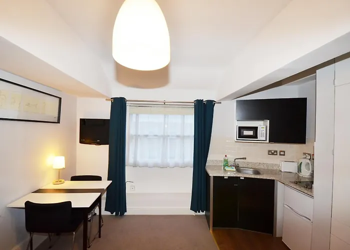 Amber Residence Hotel London