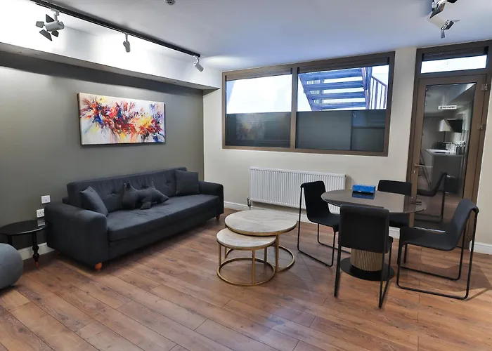 Goodwin St Hotel London