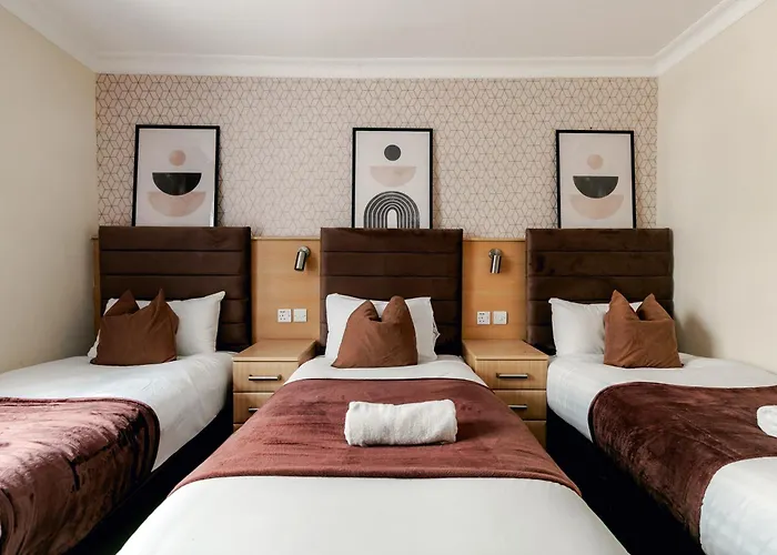 Mina Hotel London