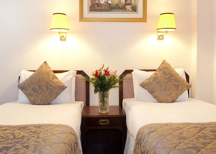 Cheap Hotels in LondonAstor Court