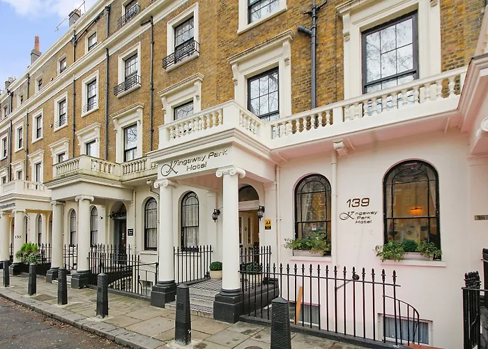 Cheap Hotels in LondonKingswaypark At Park Avenue