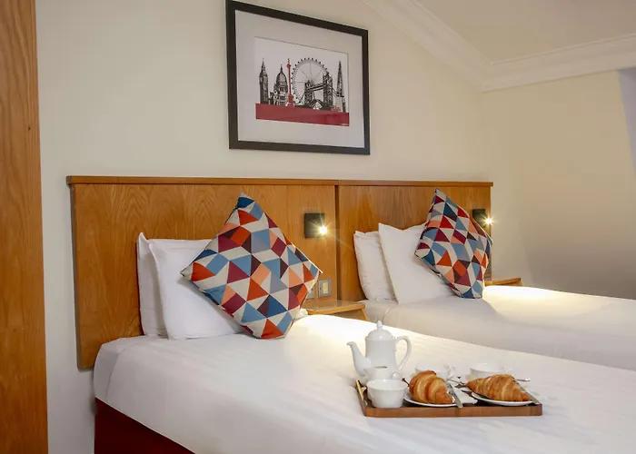 Cheap Hotels in LondonQueensway , Sure Collection By Best Western