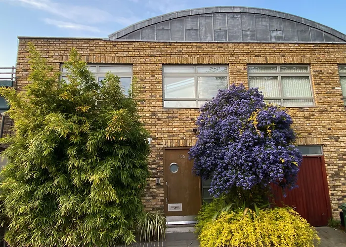The Luxury Inn London
