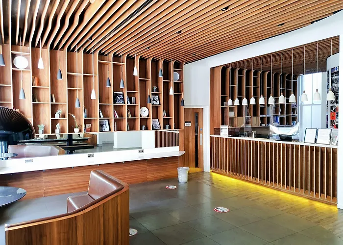 Cheap Hotels in LondonMowbray Court