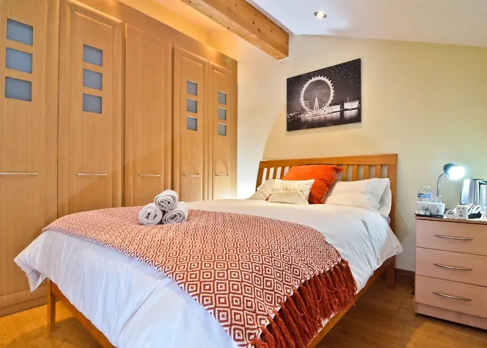 Thames View House Surrey Quays