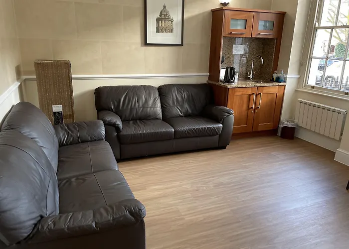 Orchard Hotel London