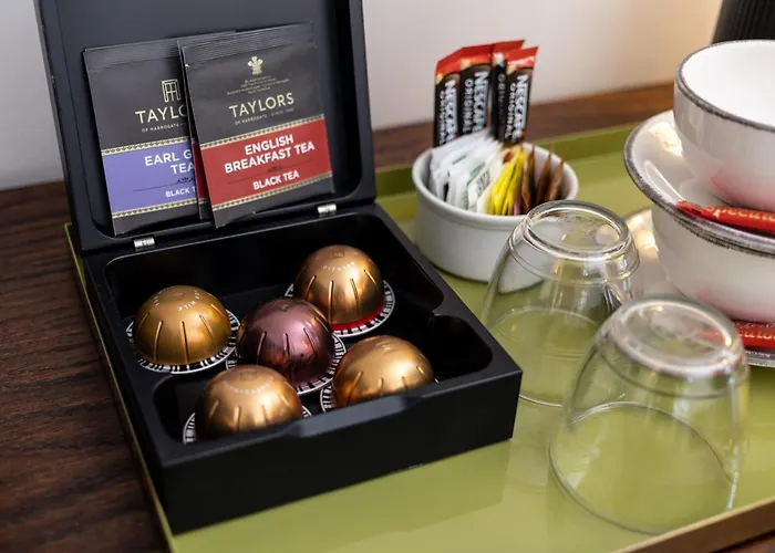 Cheap Hotels in LondonRed Lion