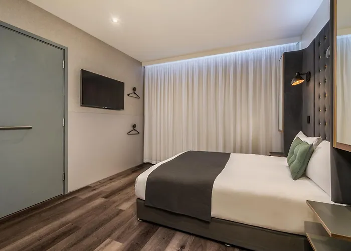 Point A Kensington Olympia Hotel London
