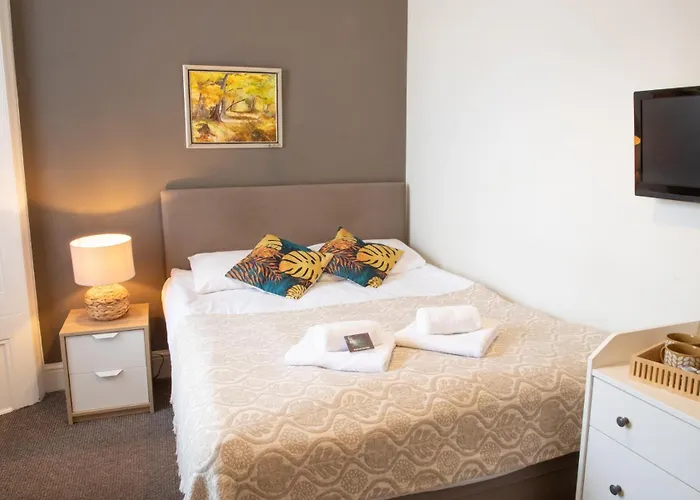 72Qt Hotel London