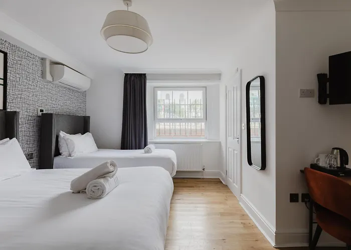 Camden Road Hotel London