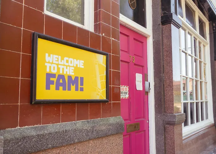 Onefam Waterloo 18-36 Years Old Hostel London